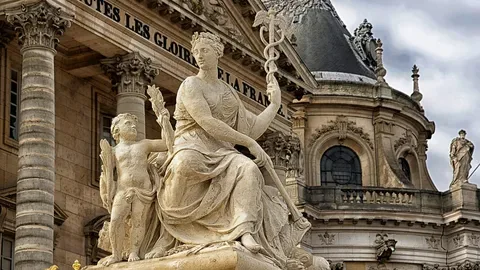 Versailles